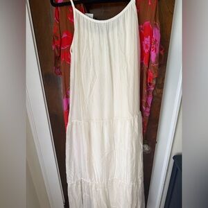 BELLAMBIA White Tiered Maxi Dress Sz S